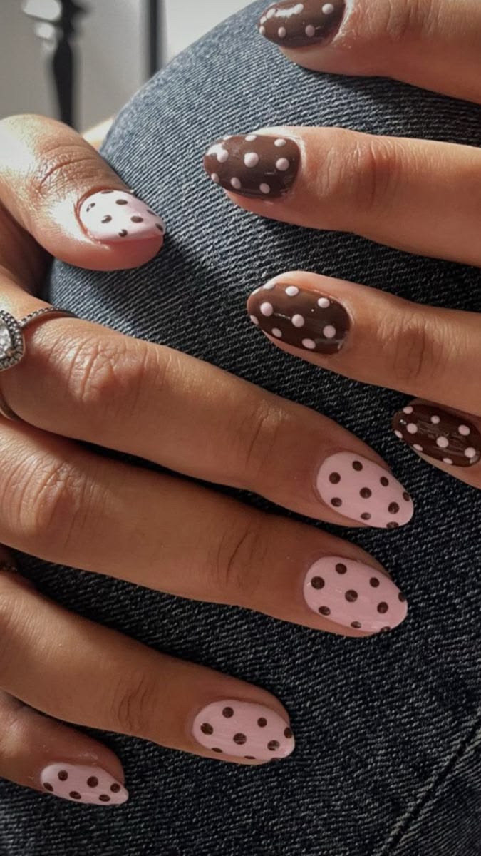 DOTSNAILS