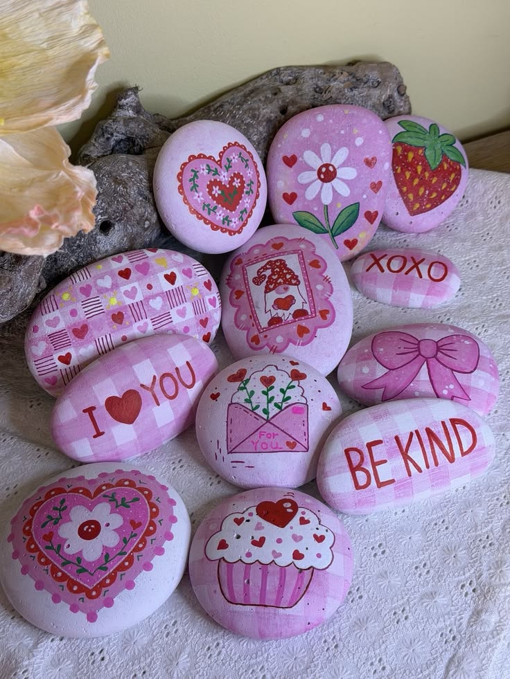PINK HAPPY STONES